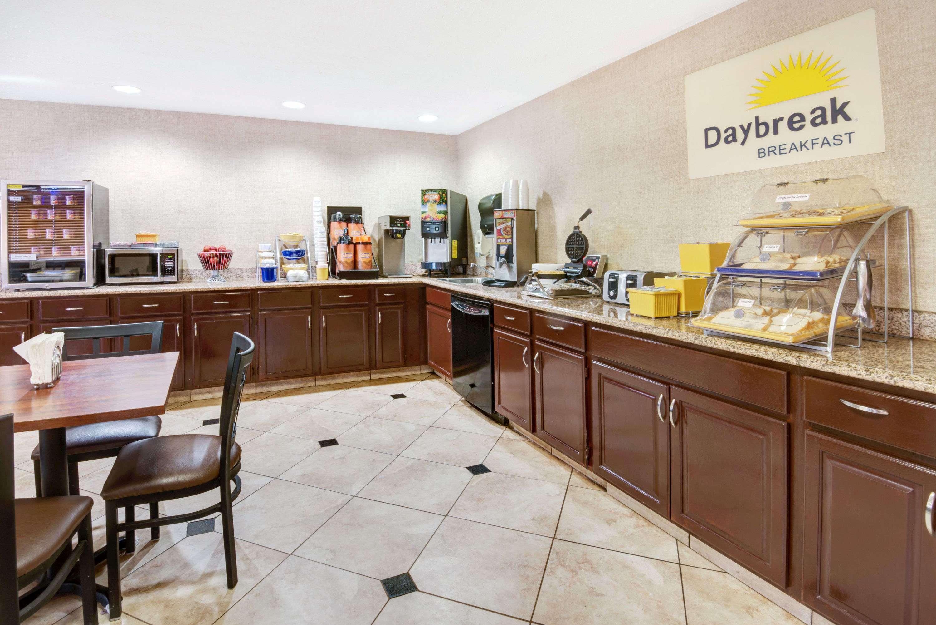 Days Inn By Wyndham Albuquerque West Exteriör bild