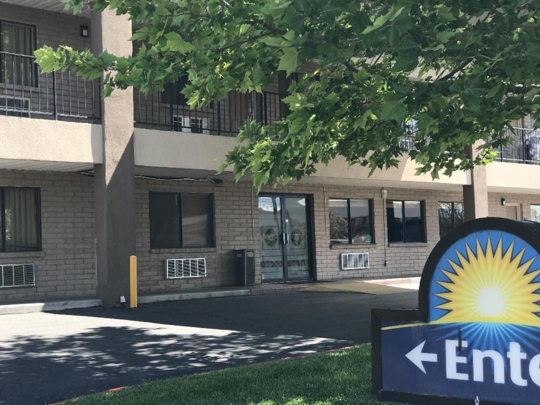 Days Inn By Wyndham Albuquerque West Exteriör bild